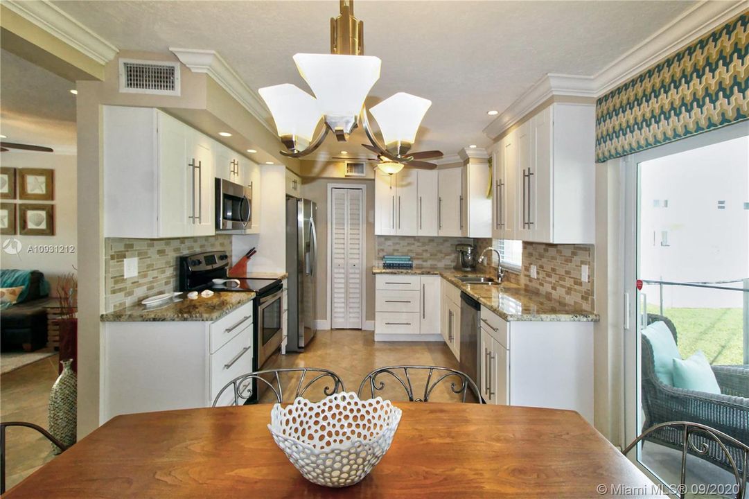 Vendido Recientemente: $299,000 (2 camas, 2 baños, 0 Pies cuadrados)