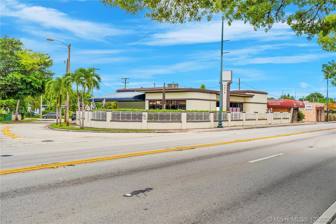 Vendido Recientemente: $1,350,000 (0 camas, 0 baños, 0 Pies cuadrados)