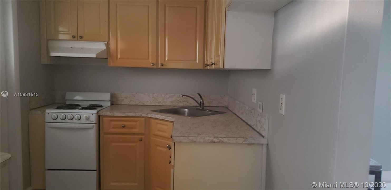 Recently Rented: $1,000 (1 beds, 1 baths, 0 Square Feet)