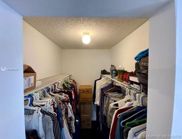 Recently Sold: $185,000 (2 beds, 2 baths, 870 Square Feet)