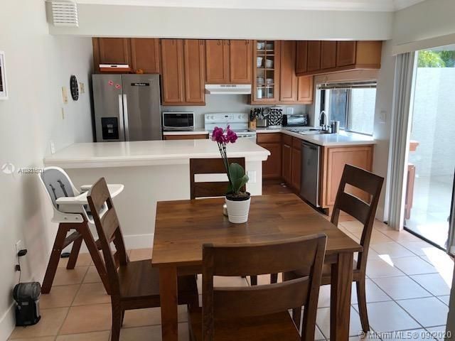 Vendido Recientemente: $309,000 (2 camas, 2 baños, 0 Pies cuadrados)