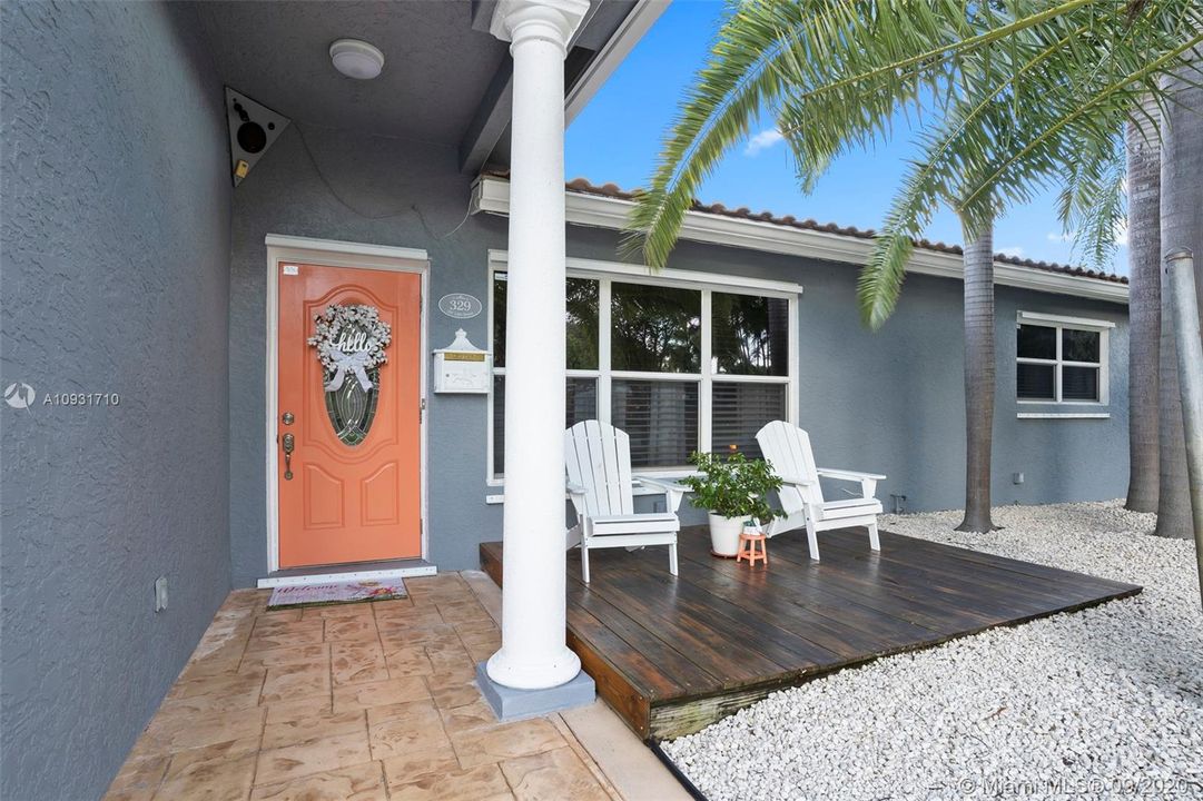 Recently Sold: $469,900 (3 beds, 2 baths, 1571 Square Feet)