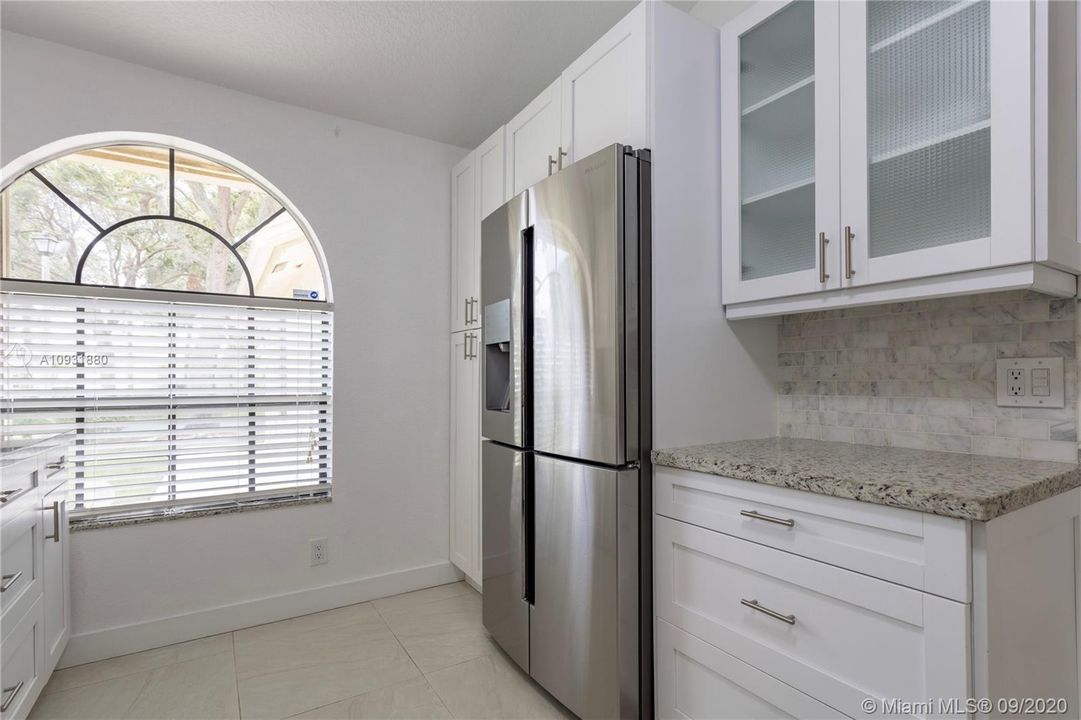 Recently Sold: $259,900 (2 beds, 2 baths, 1122 Square Feet)