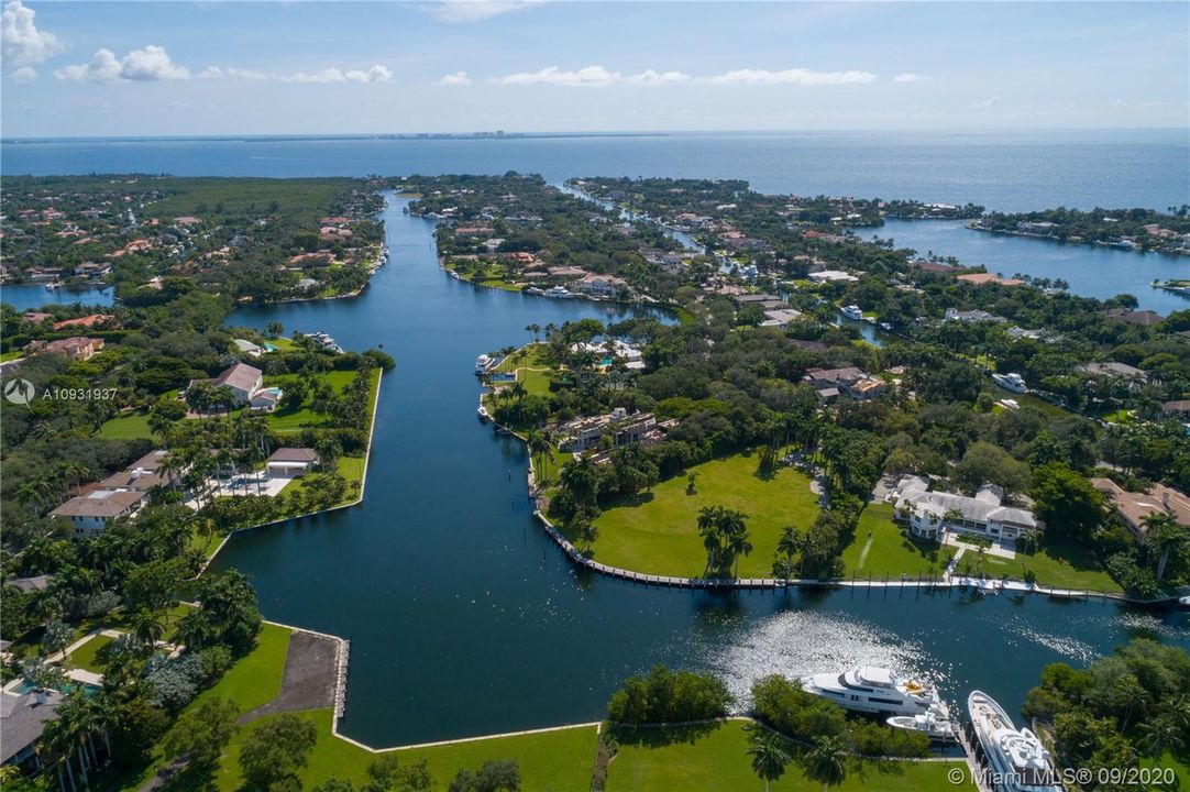 最近售出: $17,999,500 (1.89 acres)