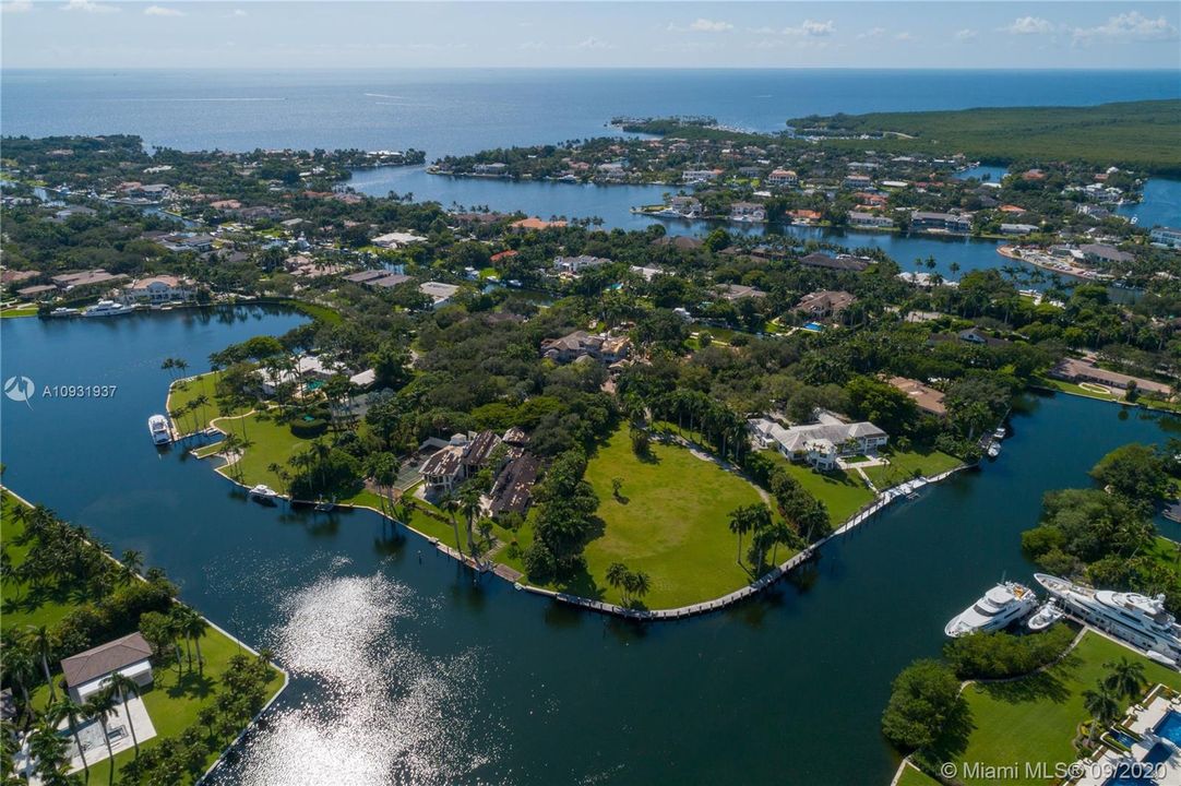 最近售出: $17,999,500 (1.89 acres)
