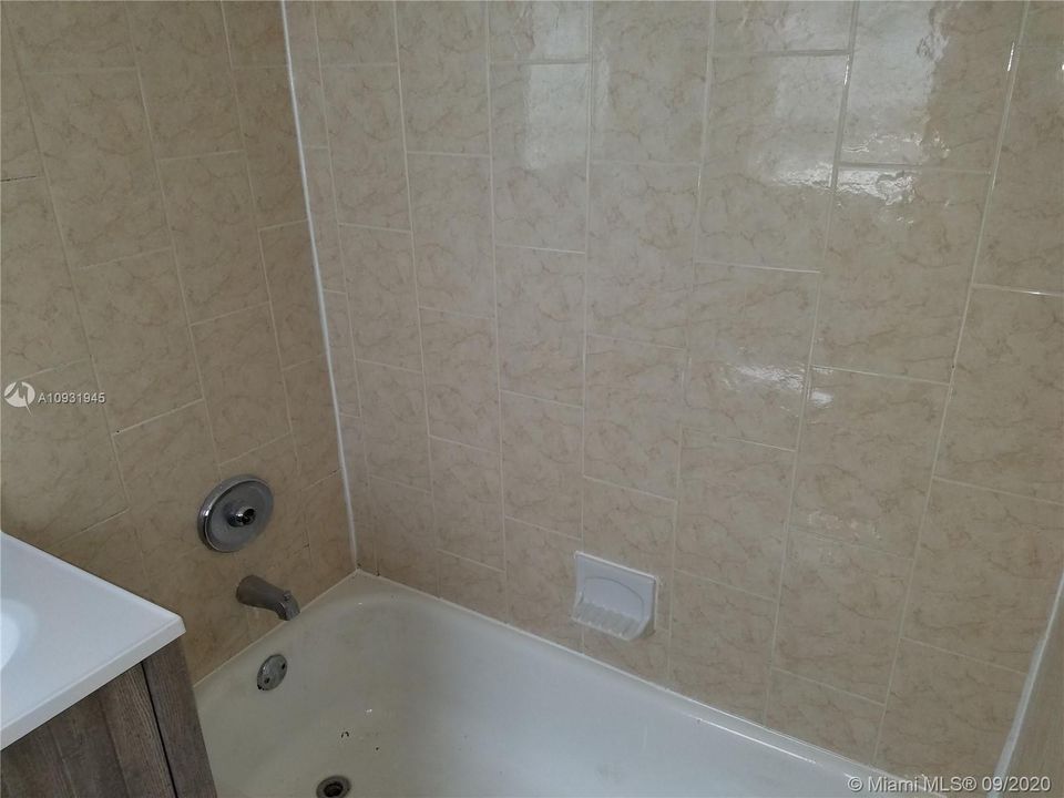 Recientemente alquilado: $1,195 (1 camas, 1 baños, 0 Pies cuadrados)