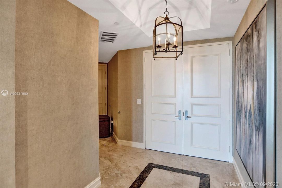 Recently Rented: $18,000 (4 beds, 6 baths, 3735 Square Feet)