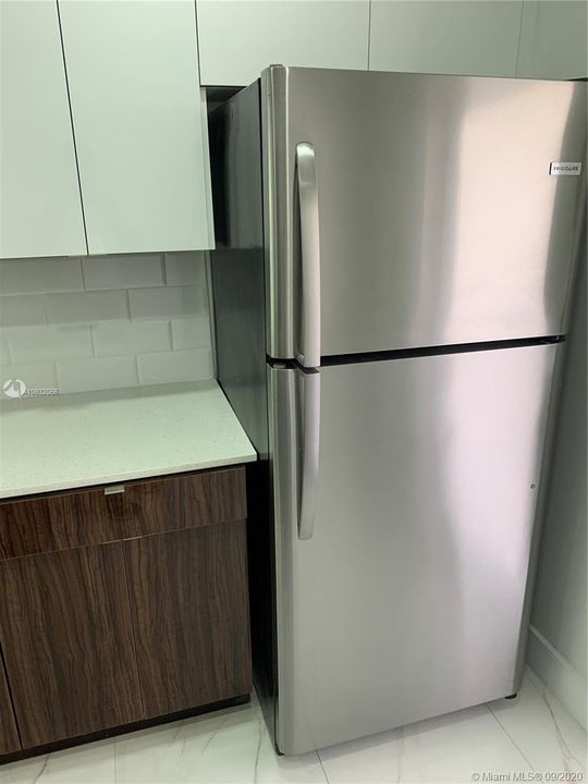 Недавно продано: $239,000 (3 спален, 2 ванн, 1120 Квадратных фут)