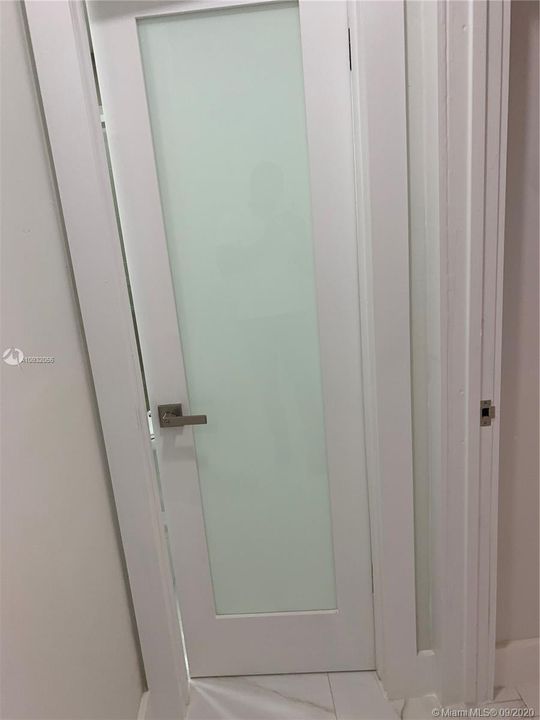 Недавно продано: $239,000 (3 спален, 2 ванн, 1120 Квадратных фут)