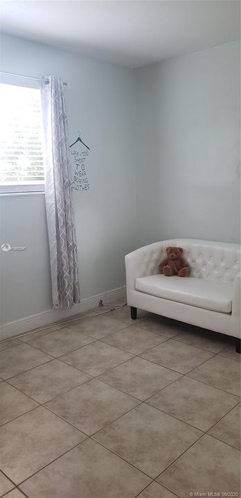 Recently Rented: $3,300 (4 beds, 2 baths, 2400 Square Feet)
