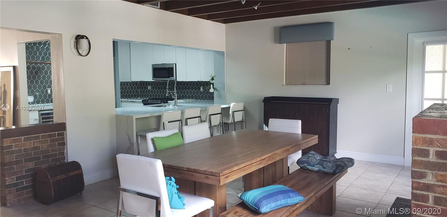 Recently Rented: $3,300 (4 beds, 2 baths, 2400 Square Feet)