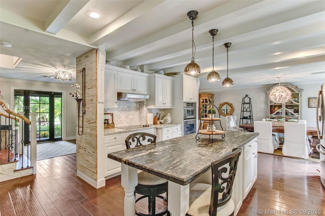 Bright and cheery remodeled kitchen.