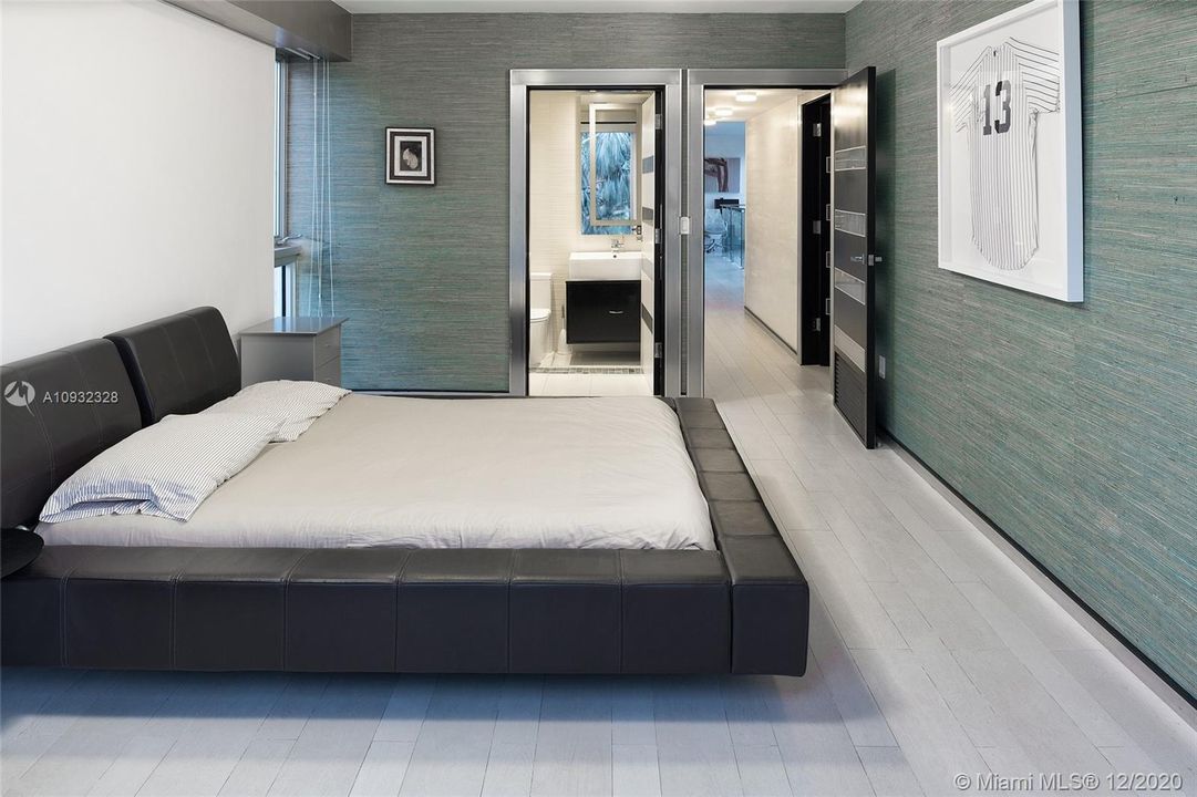 Guest room
