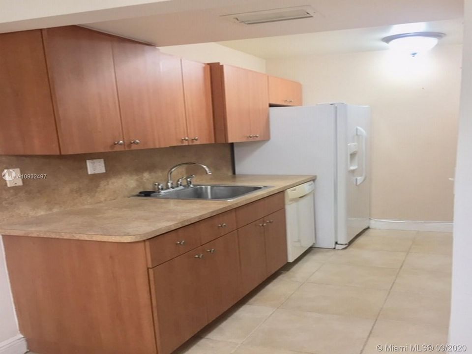 Vendido Recientemente: $157,000 (1 camas, 1 baños, 630 Pies cuadrados)