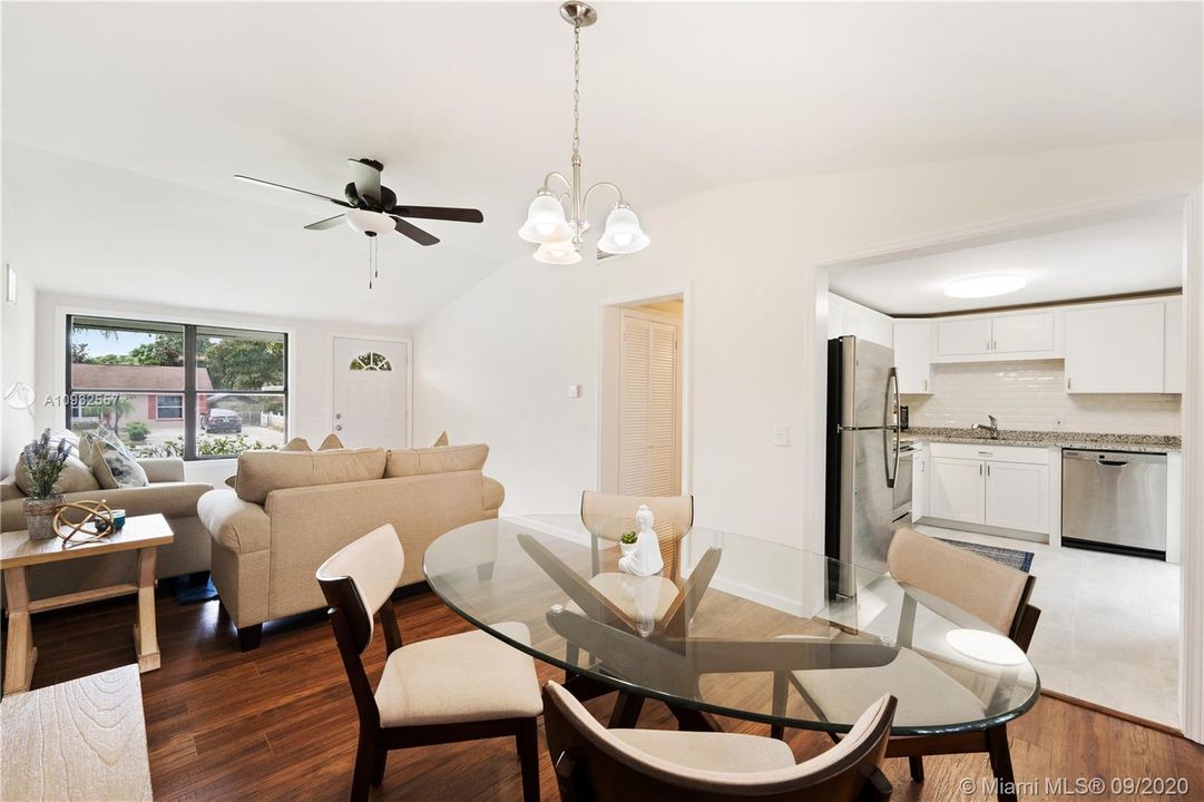 Recently Sold: $199,900 (3 beds, 2 baths, 1152 Square Feet)