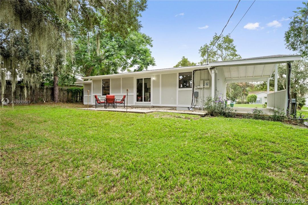 Recently Sold: $199,900 (3 beds, 2 baths, 1152 Square Feet)