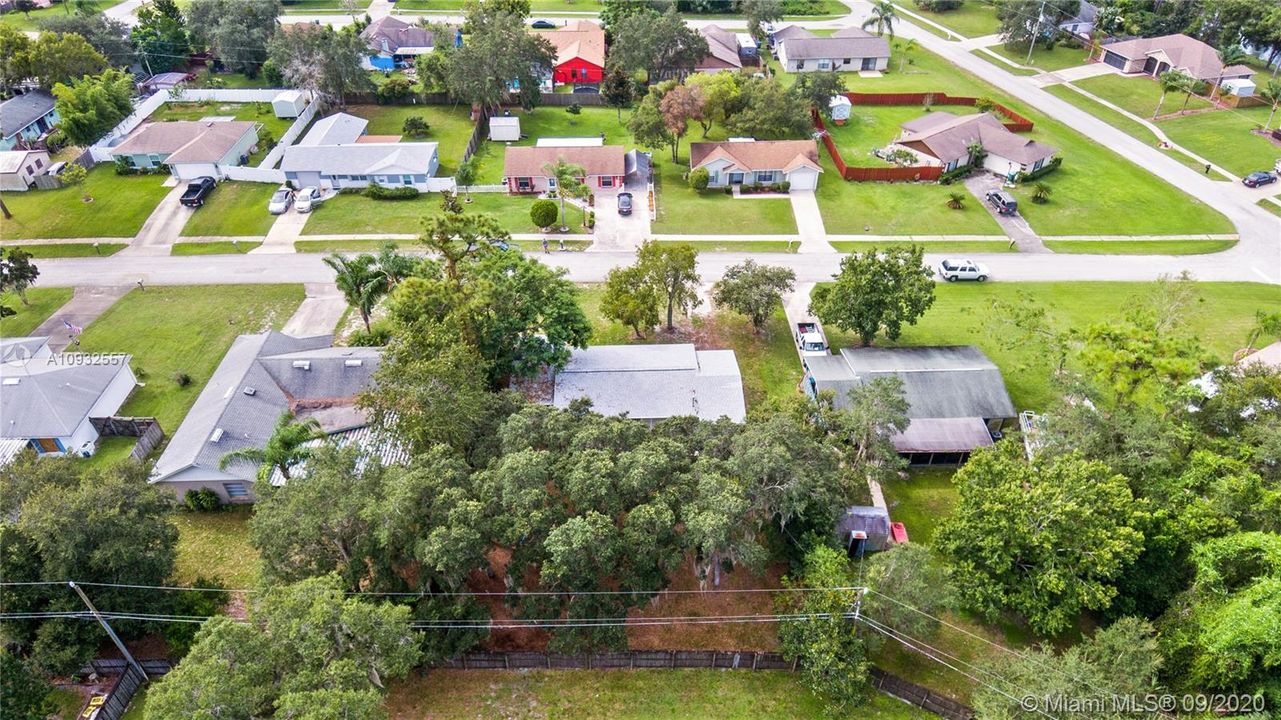 Recently Sold: $199,900 (3 beds, 2 baths, 1152 Square Feet)