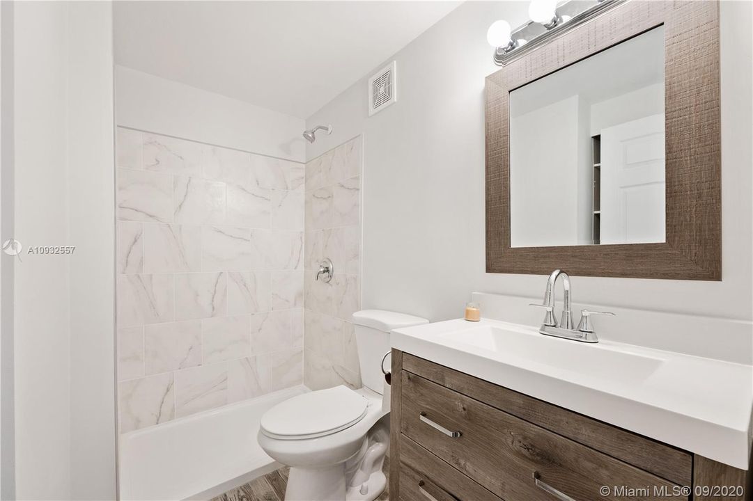 Recently Sold: $199,900 (3 beds, 2 baths, 1152 Square Feet)