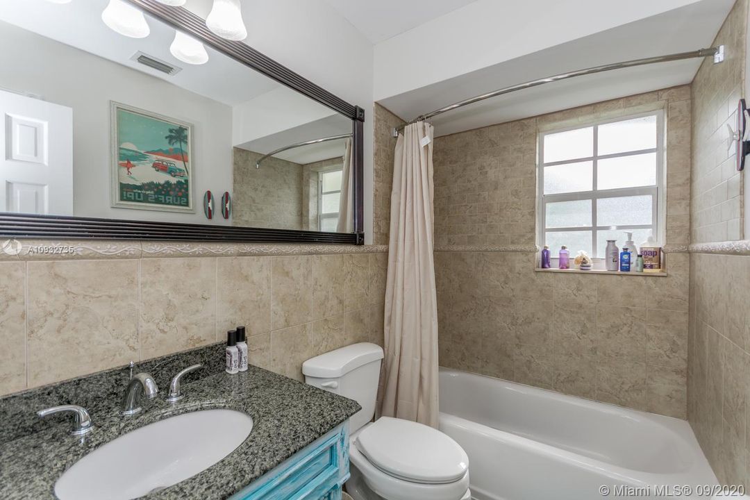Recently Sold: $1,349,500 (3 beds, 2 baths, 1888 Square Feet)