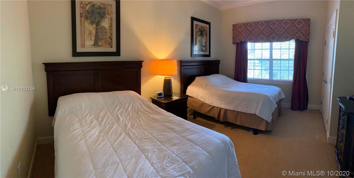 Recently Rented: $1,700 (3 beds, 3 baths, 0 Square Feet)