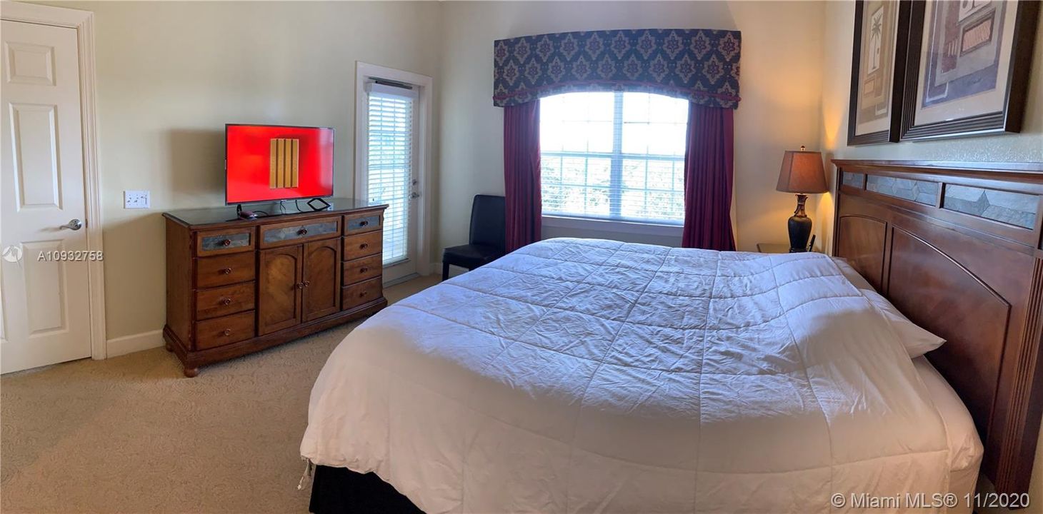 Recently Rented: $1,700 (3 beds, 3 baths, 0 Square Feet)