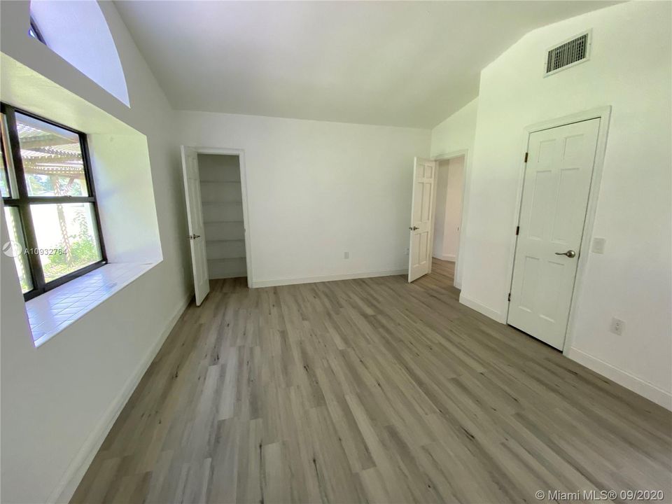 Vendido Recientemente: $199,000 (3 camas, 2 baños, 0 Pies cuadrados)