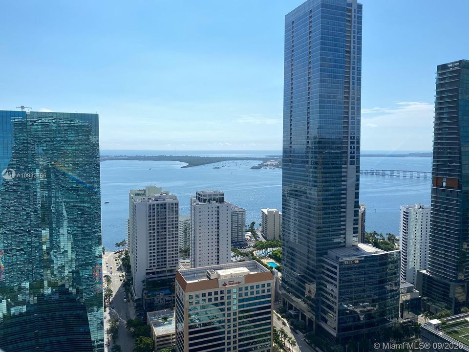 Recently Rented: $4,575 (3 beds, 2 baths, 1281 Square Feet)