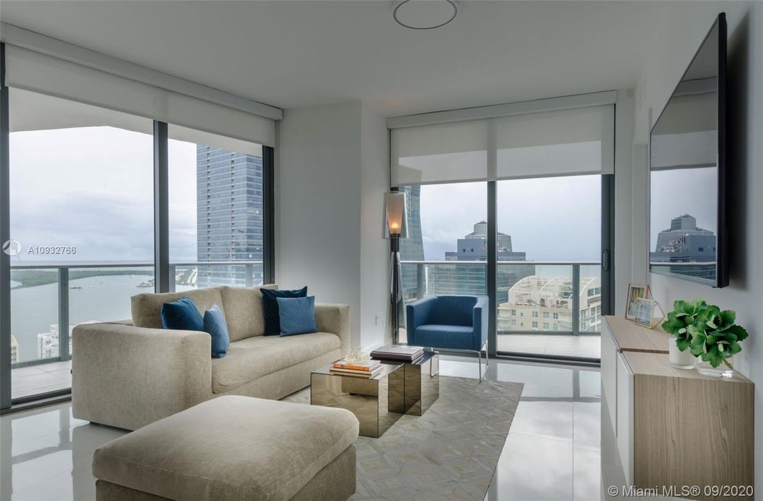 Recently Rented: $4,575 (3 beds, 2 baths, 1281 Square Feet)