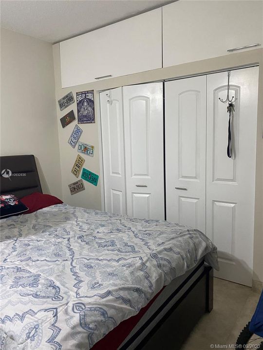 Recently Rented: $800 (1 beds, 1 baths, 320 Square Feet)