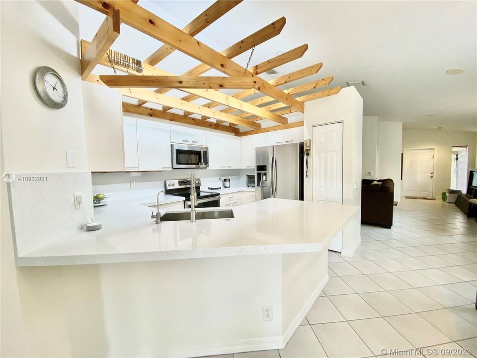 Недавно арендовано: $2,999 (3 спален, 2 ванн, 1491 Квадратных фут)