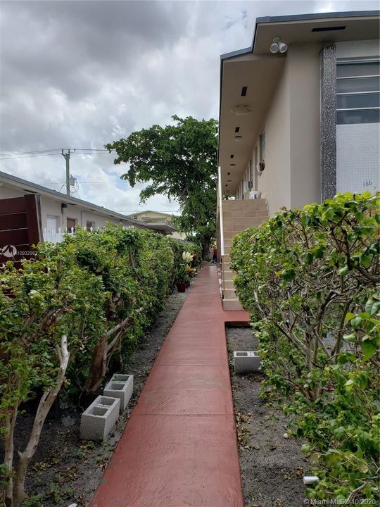 Vendido Recientemente: $780,000 (0 camas, 0 baños, 3652 Pies cuadrados)