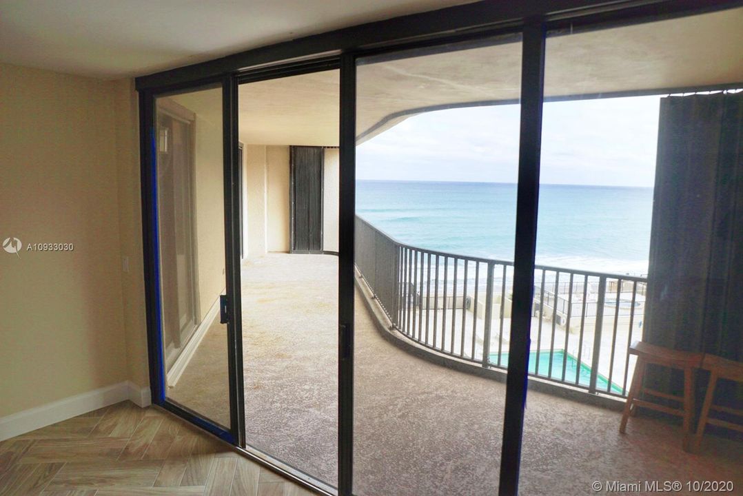Vendido Recientemente: $500,000 (2 camas, 2 baños, 1671 Pies cuadrados)