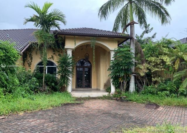 Vendido Recientemente: $1,166,000 (5 camas, 5 baños, 5969 Pies cuadrados)