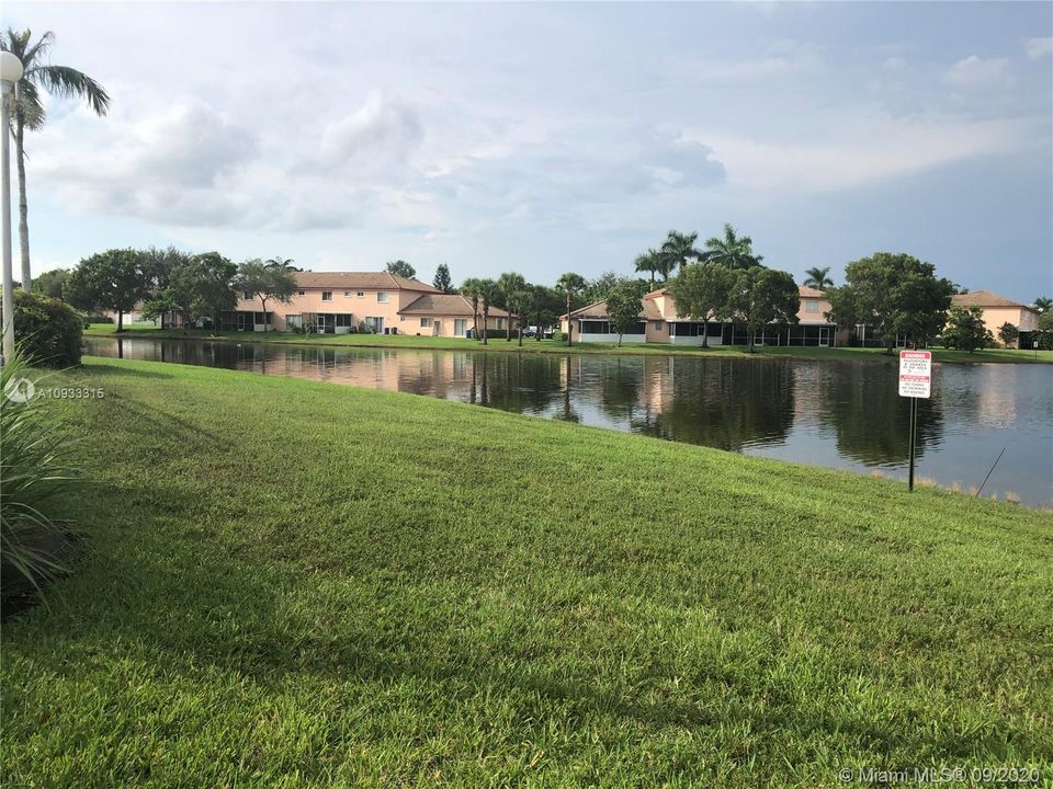 Recently Rented: $2,000 (2 beds, 2 baths, 1361 Square Feet)