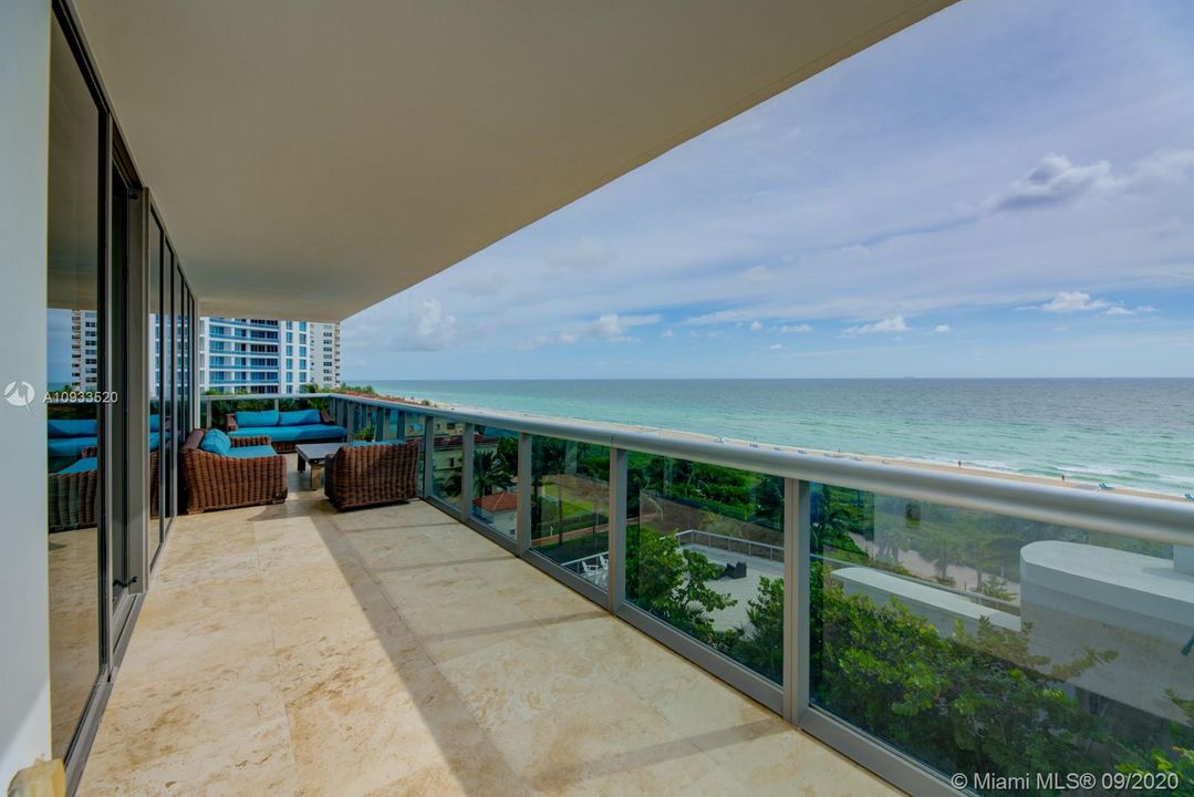 Recently Rented: $6,500 (2 beds, 2 baths, 1322 Square Feet)