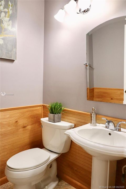 Recently Rented: $2,850 (4 beds, 2 baths, 2176 Square Feet)