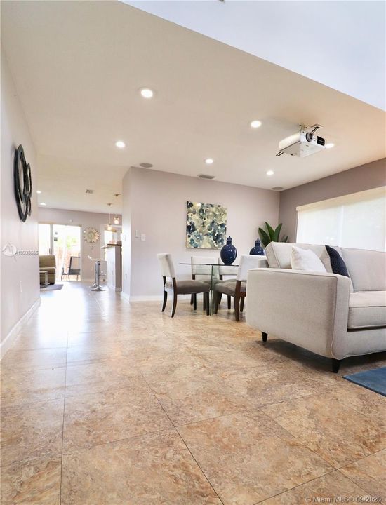 Recently Rented: $2,850 (4 beds, 2 baths, 2176 Square Feet)