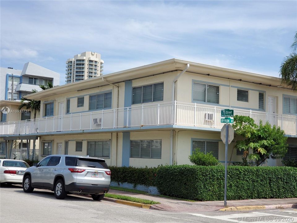 Недавно арендовано: $1,050 (1 спален, 1 ванн, 750 Квадратных фут)