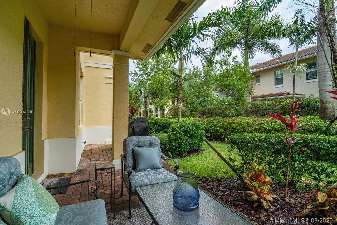 Oversized Patio