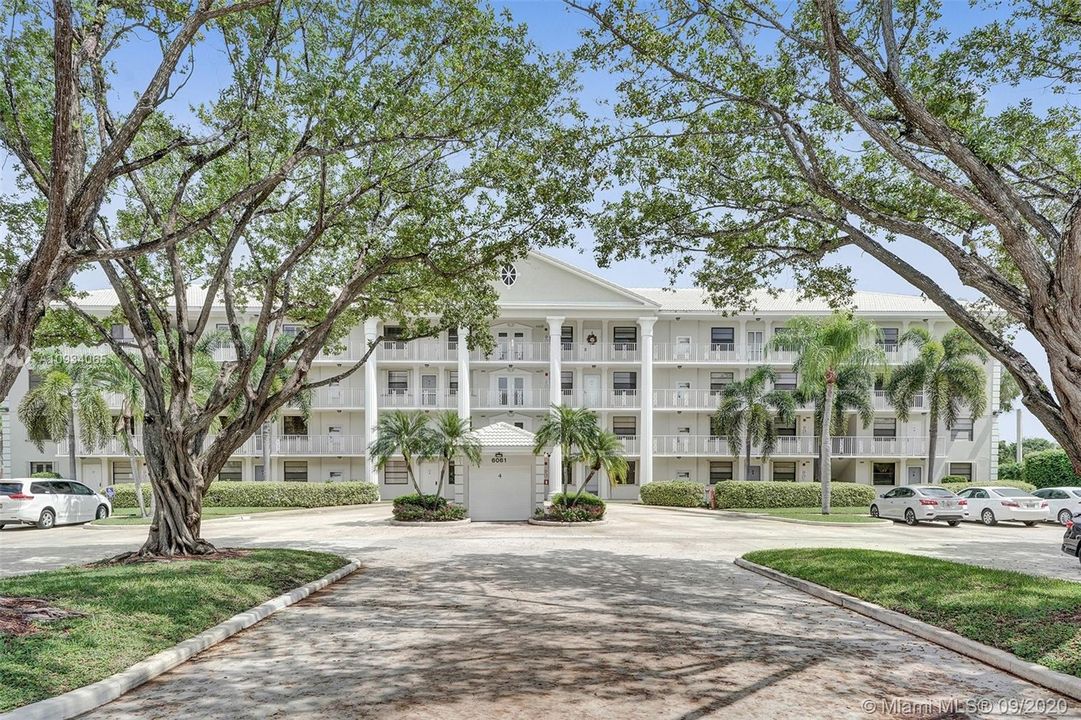 Vendido Recientemente: $212,990 (2 camas, 2 baños, 1385 Pies cuadrados)