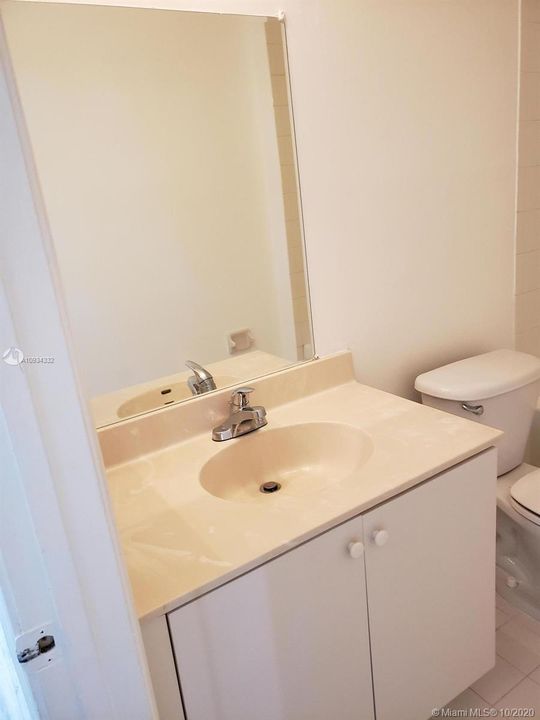Recently Sold: $145,000 (3 beds, 2 baths, 999 Square Feet)