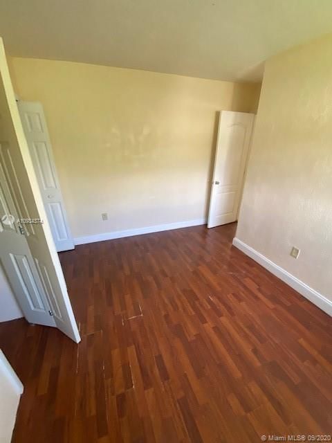 Недавно арендовано: $1,375 (2 спален, 1 ванн, 860 Квадратных фут)