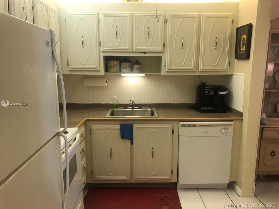 Vendido Recientemente: $59,900 (1 camas, 1 baños, 680 Pies cuadrados)