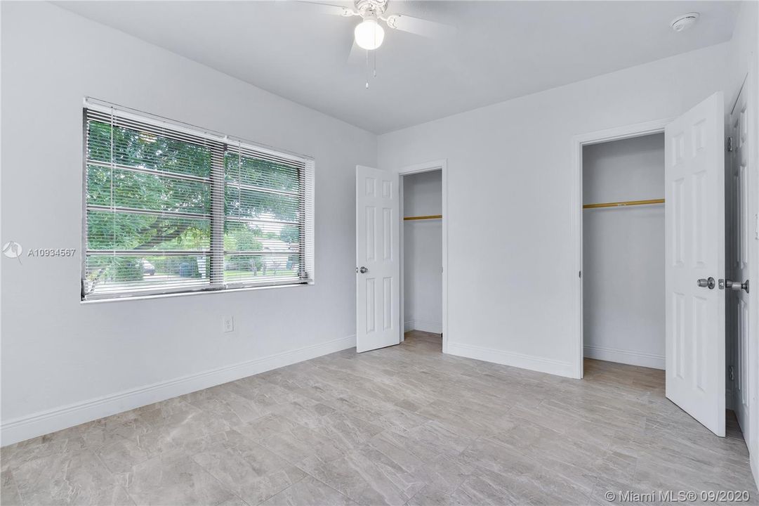 Vendido Recientemente: $359,000 (2 camas, 1 baños, 1250 Pies cuadrados)