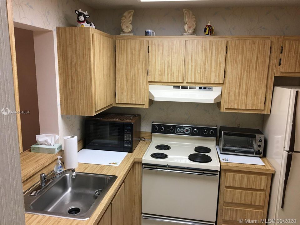 Recently Sold: $125,000 (2 beds, 2 baths, 990 Square Feet)