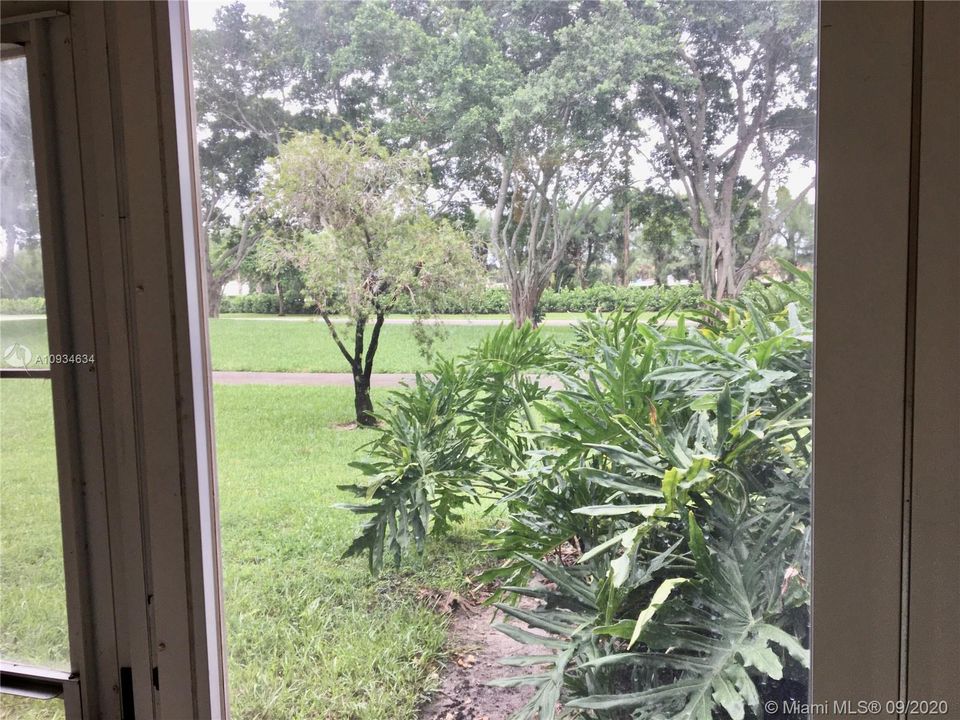 Recently Sold: $125,000 (2 beds, 2 baths, 990 Square Feet)