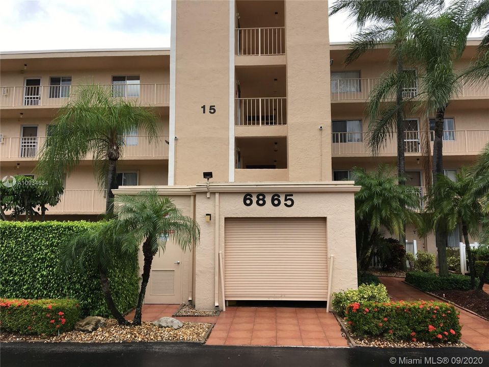 Recently Sold: $125,000 (2 beds, 2 baths, 990 Square Feet)