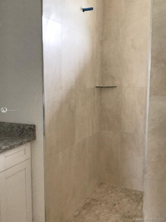 Recently Sold: $251,000 (3 beds, 2 baths, 1667 Square Feet)