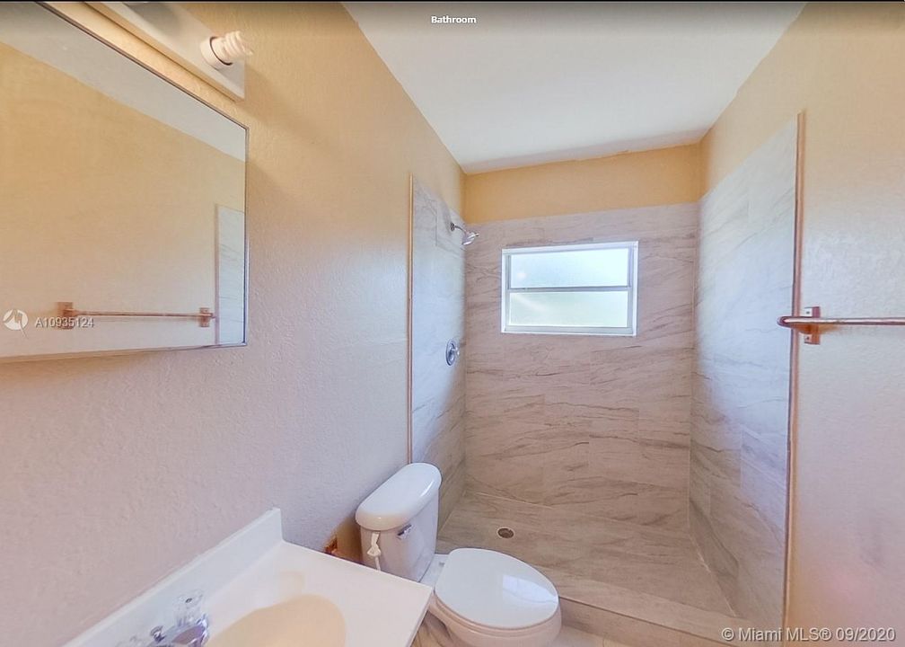最近租的: $675 (1 贝兹, 1 浴室, 271 平方英尺)