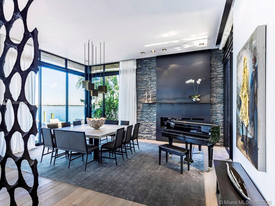 Recently Sold: $23,750,000 (5 beds, 5 baths, 0 Square Feet)